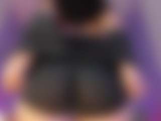 Live cam show with Curvy Corinne - Anal Latina on Camiplay Live | colombia