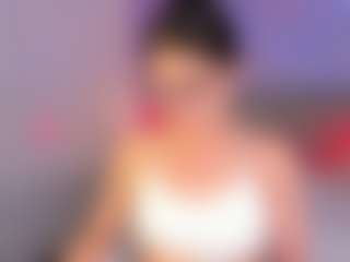 Live cam show with Curvy Corinne - Pantyhose on Uber Horny