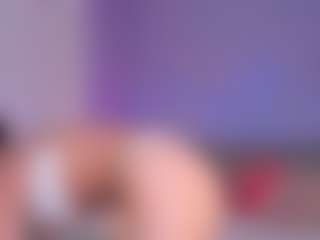 Curvy Corinne's Live Sex Cam Show