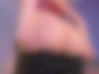 Curvy Corinne's Live Sex Cam Show