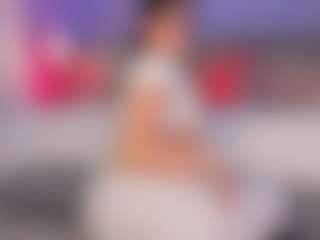 Curvy Corinne's Live Sex Cam Show