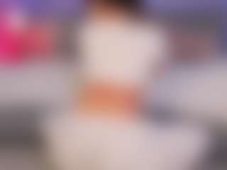 Curvy Corinne's Live Sex Cam Show