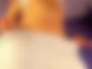 Curvy Corinne's Live Sex Cam Show