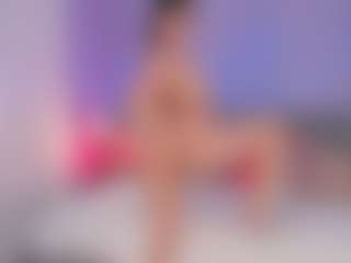 Live cam show with Curvy Corinne - Toys on Camversity