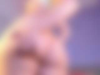 Curvy Corinne's Live Sex Cam Show