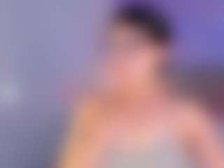 Live cam show with Curvy Corinne - Striptease Young Adult on Camsoda Late Night