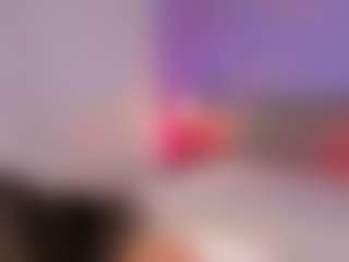 Live cam show with Curvy Corinne - Machine on Camsoda