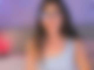 Live cam show with Curvy Corinne - Cum Brown Hair on Camsoda
