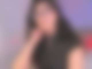 Live cam show with Curvy Corinne - Tattoos Young Adult on Dare Cams