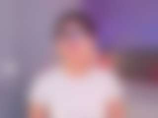 Curvy Corinne's Live Sex Cam Show