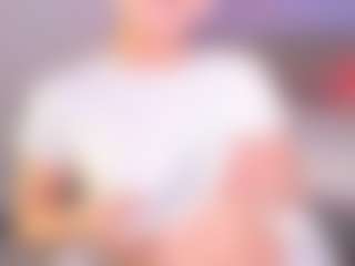 Curvy Corinne's Live Sex Cam Show