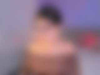 Curvy Corinne's Live Sex Cam Show