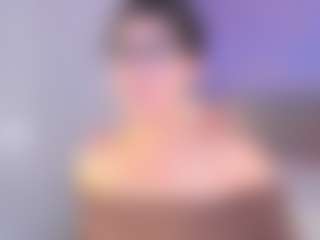 Curvy Corinne's Live Sex Cam Show