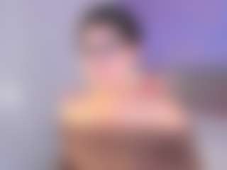 Curvy Corinne's Live Sex Cam Show