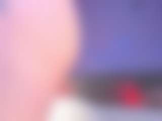 Curvy Corinne's Live Sex Cam Show