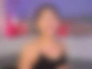 Live cam show with Curvy Corinne - Anal on CamClone