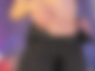 Curvy Corinne's Live Sex Cam Show