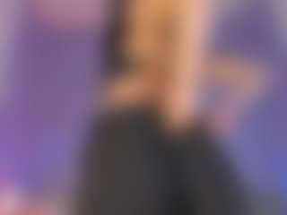 Curvy Corinne's Live Sex Cam Show