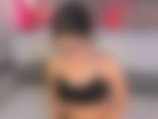 Curvy Corinne's Live Sex Cam Show