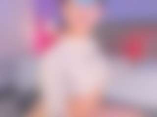 Curvy Corinne's Live Sex Cam Show
