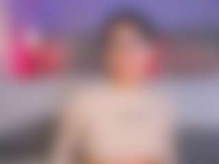 Live cam show with Curvy Corinne - Striptease Latina on Mixed Magazine Live | colombia