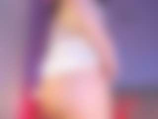 Curvy Corinne's Live Sex Cam Show