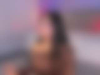 Live cam show with Curvy Corinne - Orgasm on Soda Cam