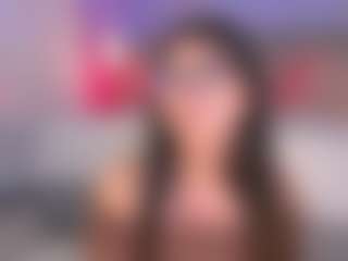 Live cam show with Curvy Corinne - Deepthroat on Cam Slut