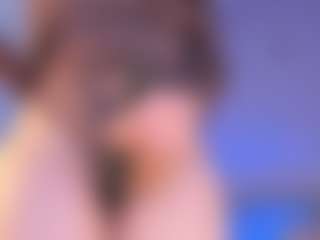 Curvy Corinne's Live Sex Cam Show