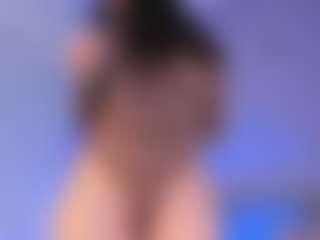 Curvy Corinne's Live Sex Cam Show