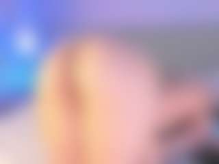 Curvy Corinne's Live Sex Cam Show