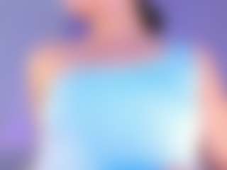 Live cam show with Curvy Corinne - Small Tits Teen (18+) on Camsoda