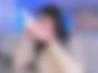 Live cam show with Curvy Corinne - Pornstar Skinny on Fling VIP Chat