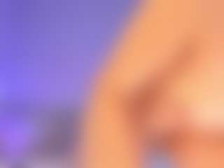 Curvy Corinne's Live Sex Cam Show