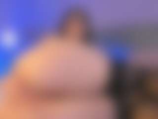 Curvy Corinne's Live Sex Cam Show