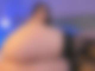 Curvy Corinne's Live Sex Cam Show