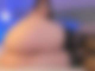 Curvy Corinne's Live Sex Cam Show
