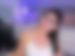 Curvy Corinne's Live Sex Cam Show