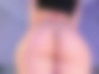 Curvy Corinne's Live Sex Cam Show