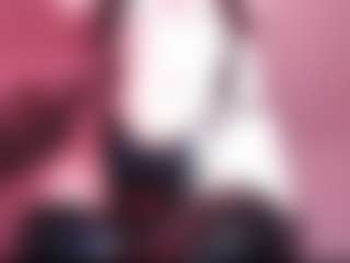 Live cam show with KylieMaxwell - Gagging on camwithhim.com