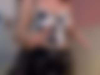 Live cam show with LilyMoonlight - Femdom on alttransgirls