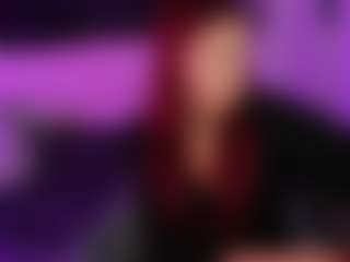 Live cam show with LilyMoonlight - Highheels on livesuperchat.net