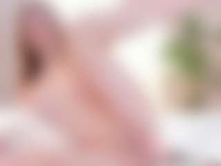 Live cam show with NaomiSunset - Body Massage on studioflirtlive.com
