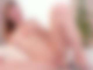 Live cam show with NaomiSunset - Suck on TeamSkeetLive