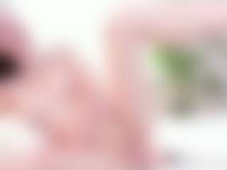 Live cam show with NaomiSunset - Living Room on Soda Cam
