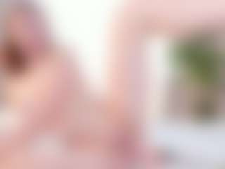 Live cam show with NaomiSunset - Creampie on AdultVida.com