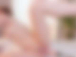 Live cam show with NaomiSunset - Blue Eyes on Chatstar