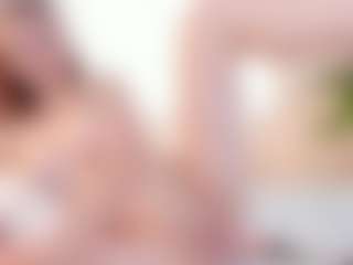 Live cam show with NaomiSunset - Ahegao on AdultVida.com