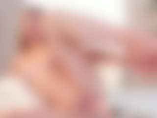 Live cam show with NaomiSunset - Body Massage on Camsoda