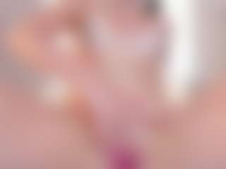 Live cam show with NaomiSunset - Blonde Hair on madthumbs